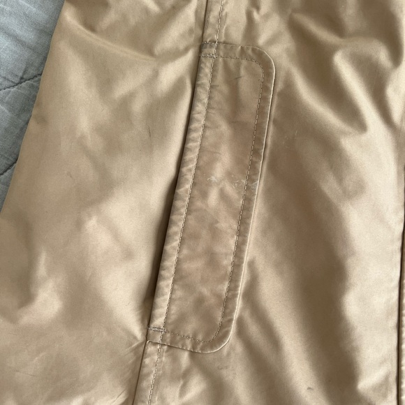 LL Bean Women's H2OFF Rain Jacket, Mesh-Lined - Picture 5 of 7
